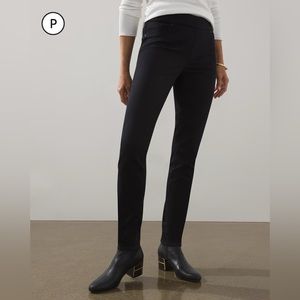 Chicos Casual Black Pull-On Jeggings